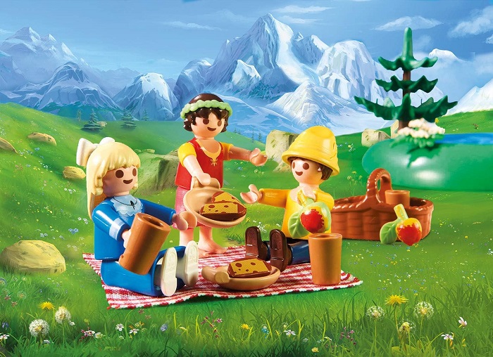 Heidi Peter and Clara at the Playmobil Crystal Lake