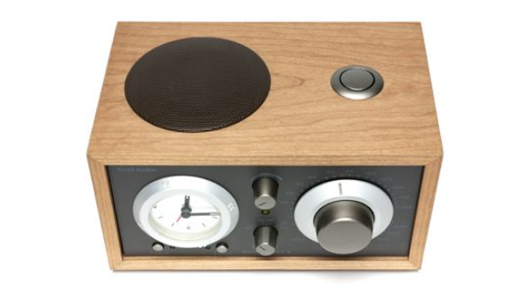 Radio Three BT Tivoli Audio 1