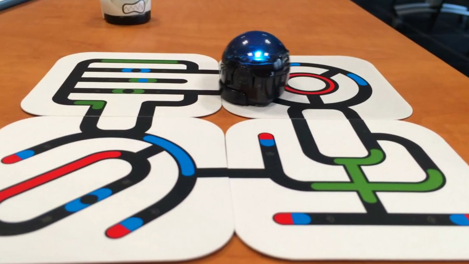 Ozobot robots store